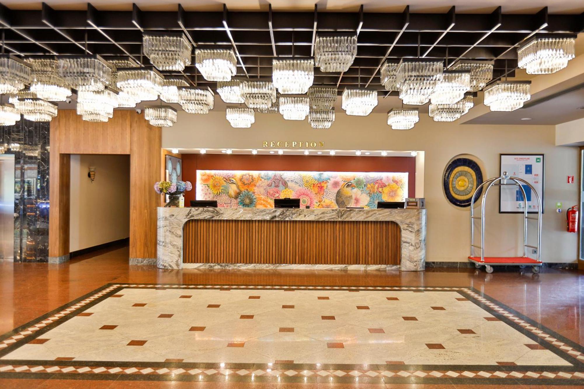 Buyuk Abant Hotel Экстерьер фото